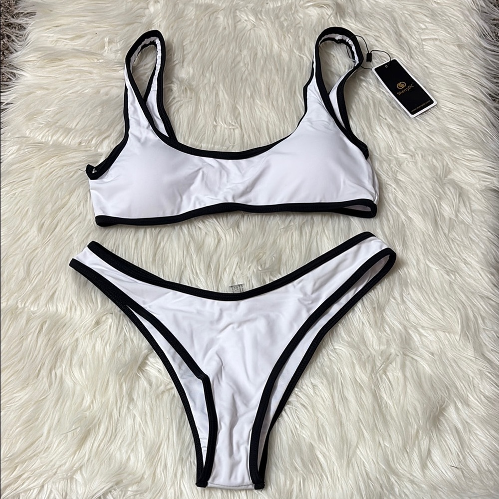 NWT SherryDC From Amazon Black And White 2 Piece Bikini Swim Set Size M